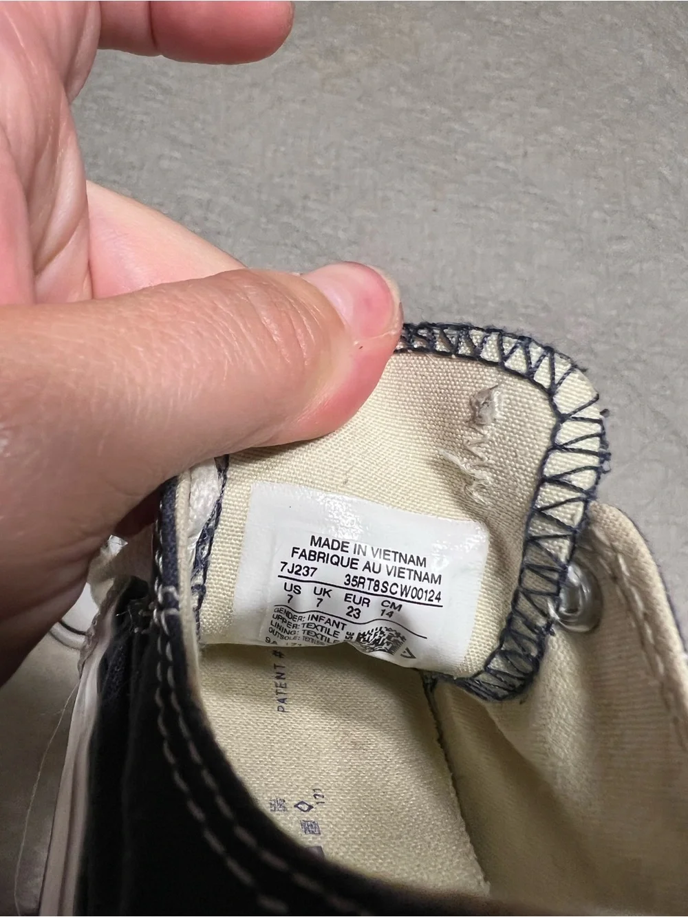 NWOT Toddler converses